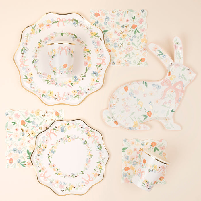 Servilletas grandes con flores elegantes (x 16)
