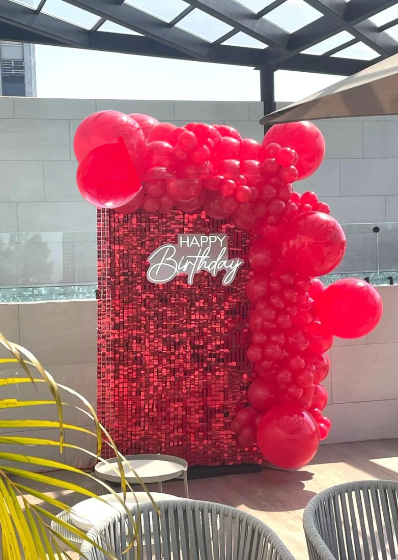 Shimmer Wall - Red Gloss
