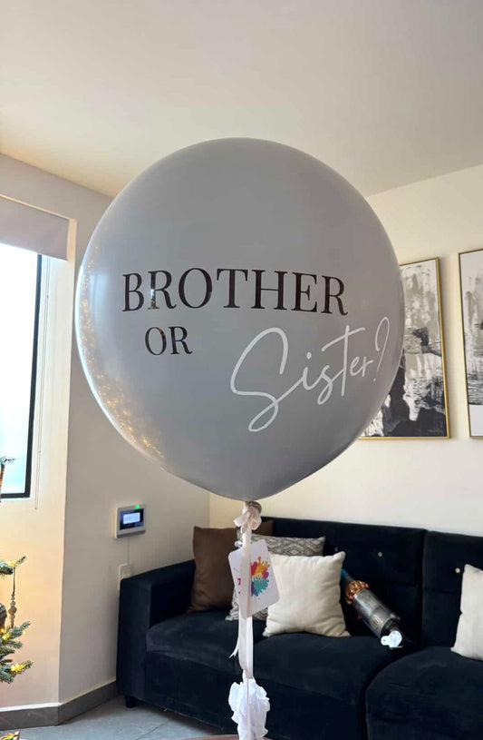 Globo Gigante Crema - Brother or Sister?