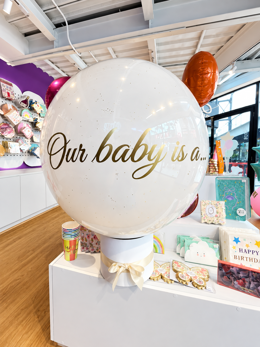 Globo Gigante - Our baby is …